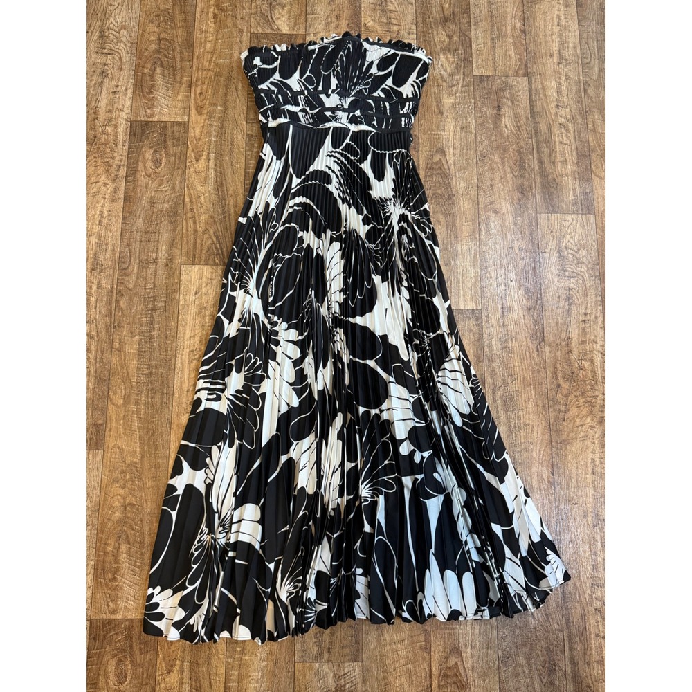 Taylor Black White Floral Pleated Strapless Maxi Dress Size 6 Smocked Ruffle